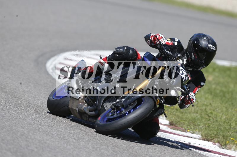 /Archiv-2025/48 25.08.2025 Cornu Master School ADR/rot-rouge/65